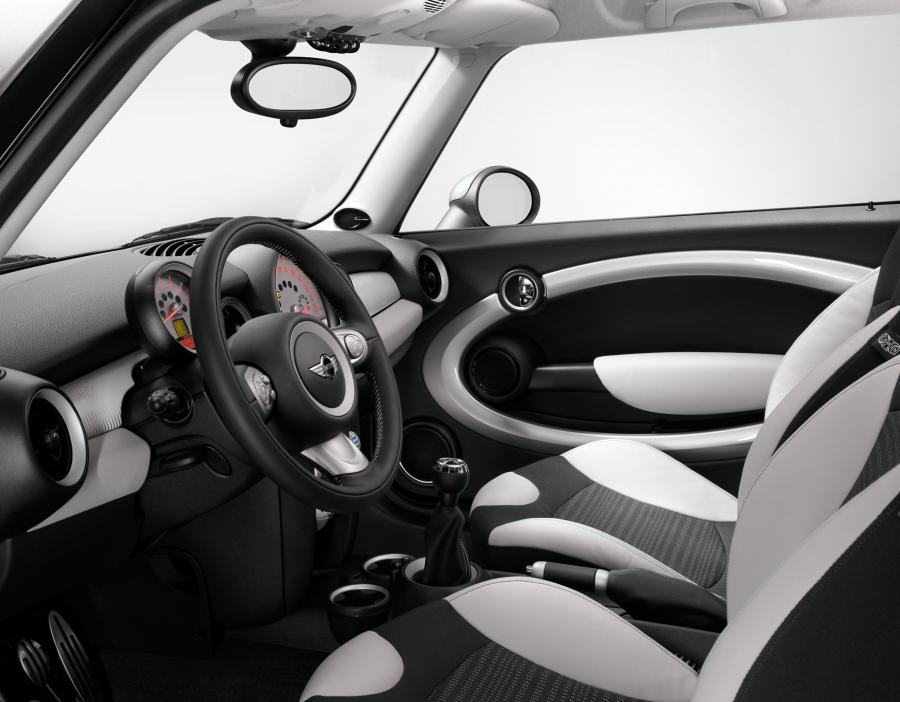  Mini Cooper S 50 Camden 2009 года  (фото 3 из 11)